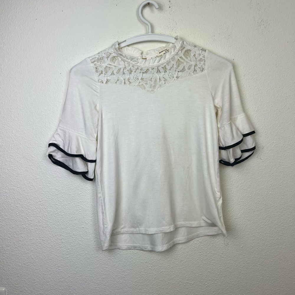 Monteau Lece Ivory Flare sleeve Girl Blouse size M